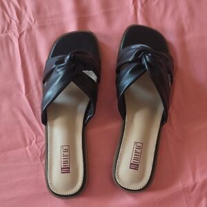 Black Elegant Sandals